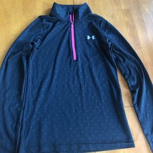Under Armor quarter zip youth medium